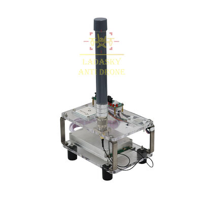 Mua Mô-đun giả mạo GNSS đa hệ thống với điều chỉnh năng lượng 80dB và phạm vi 2km. Thiết bị chống máy bay không người lái di động cho an ninh và bảo vệ cơ sở hạ tầng quan trọng sản xuất trực tuyến
