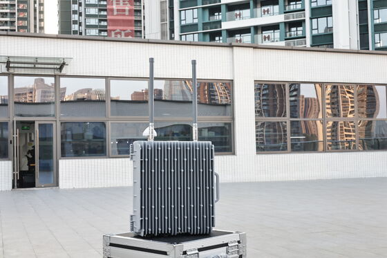 Mua Thiết bị làm nhiễu GNSS tầm xa cho drone (5–20 km) | Lừa đảo điều hướng chính xác | Phát tín hiệu GNSS giả mạo cho hệ thống chống drone Drive-Away và Forced Landing sản xuất trực tuyến